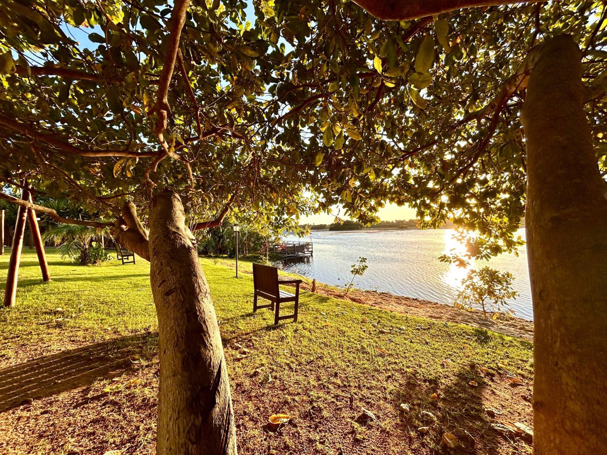 Porto Smeralda, Praia De Guarajuba, Formidavel Luaran gambar